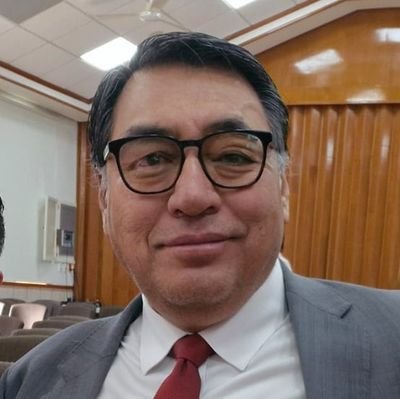 Heavro's profile picture. 