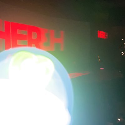 i_l_o_v_e_lU's profile picture. Iu