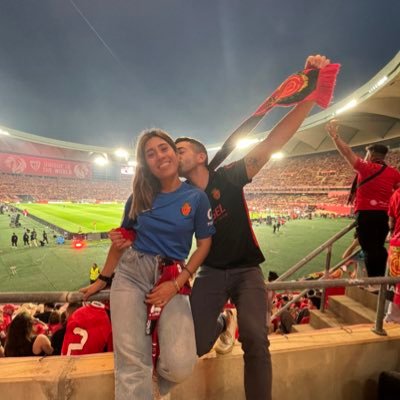 Adriangfiol's profile picture. 1916👹