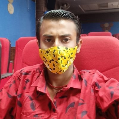 ShankarShi55411's profile picture. ମୋ ନୀରବତା ମୋ କାହାଣୀ ଲେଖିଦିଏ କିଛି ବସି ଅପରିଚିତ ମଣିଷଟିଏ ମୁଁ କଲମକୁ କରେ ସାଥୀ