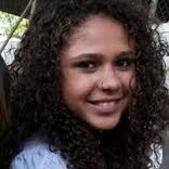Libriana,15anos,moro em Osasco, adoro Doritos,e conhecer novos amigos. Segue que sigo de volta =)
