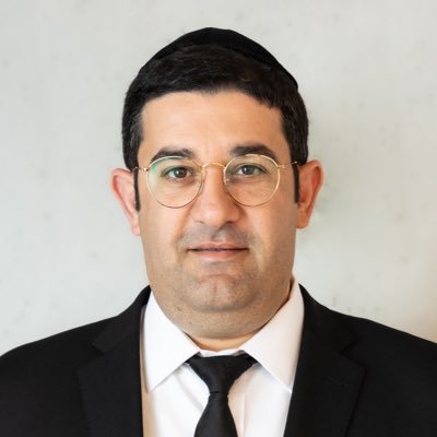 golanakiva's profile picture. עו״ד עקיבא גולן | טל׳ 03-7172266