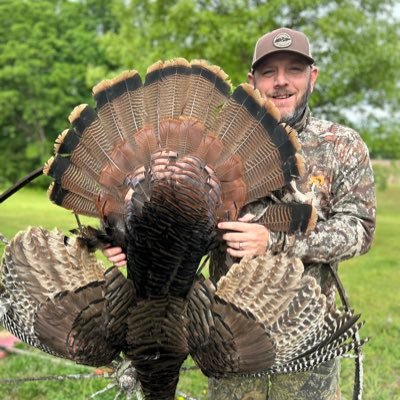 VFL / GBO / Titan Up / FlytheW - Outdoors 🦌🦃 and cheer dad. #FarmLife🌾 #Waterman💦 #AmbriaStrong💜 #AlwaysWinning🏆