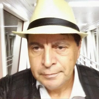 OWildeL1952's profile picture. A vida é muito curta para ficarmos fazendo confusões. Devemos procurar e viver melhor a cada segundo...