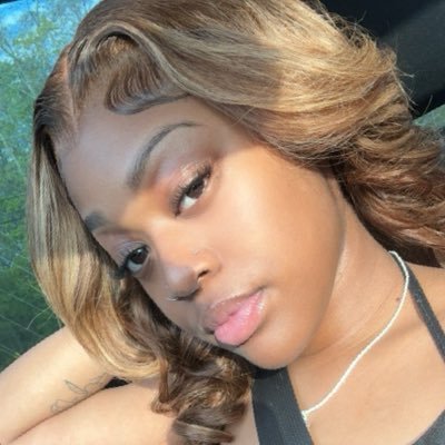 insta; @ ti.yanaa_ ✰/
