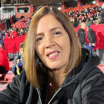 Rosarina  ⭐⭐⭐
  #Newell's   🔴⚫
✨VERITAS NUMQUAM PERIT✨