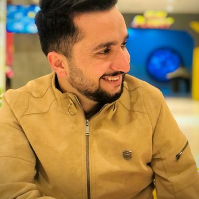 UzairMuradKhan's profile picture. Proud Muslim. 🇵🇰                                                             Simplicity | Student | Dreamer | #UzairMurad 
insta: uzairmuradofficial