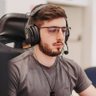 JovemHorta's profile picture. Contato comercial: contatojovemhorta@gmail.com

• Parceiro da @twitchbr 💜

• Lives todos os dias às 11hrs 🎮

TAMO TOGETHER 👊

https://t.co/RGNaFZw68J