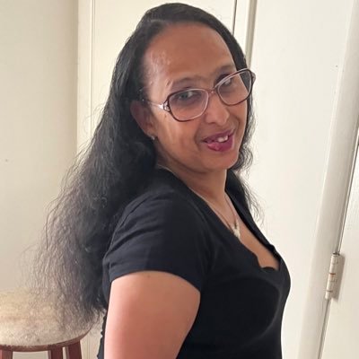 I'm a mother of 3. 2 Girls and a Boy. A grandmother of 5.3 girls ages 21 20,8. 2!boys ages 23 & 17. I'm a CNA/CHHA and Subtititute Teacher/Instructional Asst
