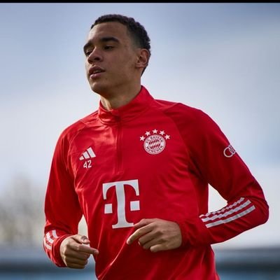 FC Bayern Munich Fanpage❤️🤍
Jamal Musiala#42 🫶✨