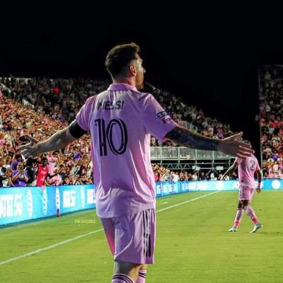 nonameking54's profile picture. 