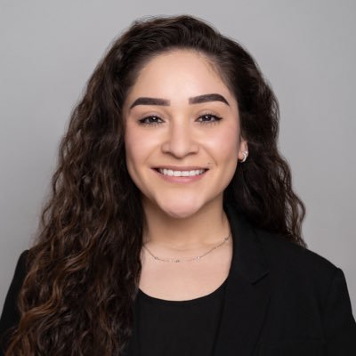 PGY-1 Orthopaedic Surgery Resident at/via @KeckMedUSC | @UCLA ‘18 | Interests: advocacy, mentorship | views = own #latinasinmedicine #firstgen 🇲🇽