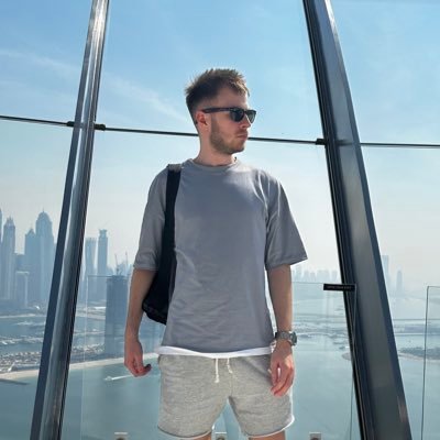 niko16981's profile picture. 