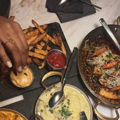 Titi_tayy's profile picture. 