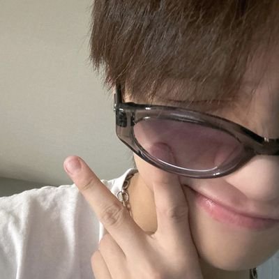 aissellese's profile picture. hanya Tuhan yang tau