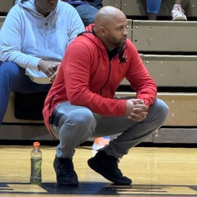 Realtor | Husband | Father | Coach | 💼👑👤 -Head JV Basketball Coach @ Alexander Hs. The happiness of your life depends on the quality of your thoughts.