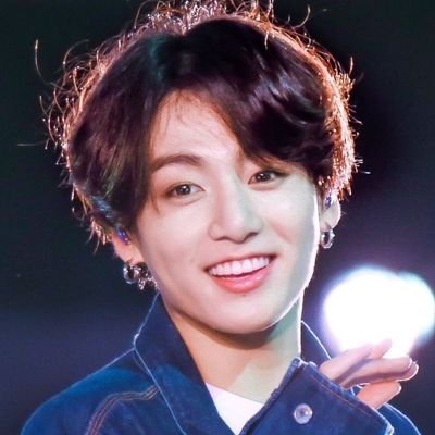 You gave me the best of me
So I'll give you the best of you✨💜

                                 -Magic Shop💜
                   Ot7 lover ♡  Jungkook Biased ♡
