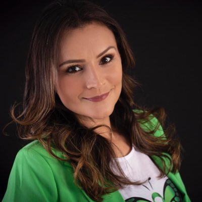 Jornalista e especialista em Bem-Estar. #QTM #LYMEWARRIOR