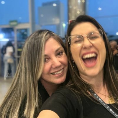 IvniaAmorim's profile picture. IVÂNIA
