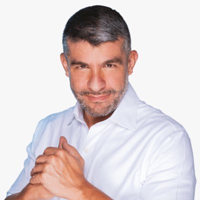 Mauricio Tabe Echartea Profile