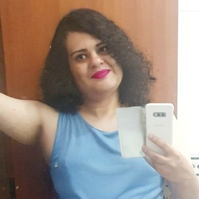 Monika 👩🏻‍🦱
(Ela/Dela)
#Artist 🎨
#transgirl 🏳️‍⚧️
#Anitter 👩🏻‍🎤🎤
Capricórnio ♑
Cruzeiro 🇭🇳 🦊⚽