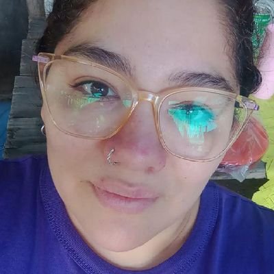 rociio_sabriina's profile picture. ~ Nunca nadie me sonrió así 💜
~ Ser princesa sin un rey que te estreche entre sus brazos 👑
~ Bien parado o en la lona hay que ser buena persona 🎶