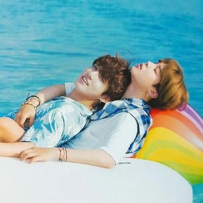 (30)
ARMY * READER * LOVES TO SING 
here for whirlwind stories of yours 💜
still inlove with JIKOOK