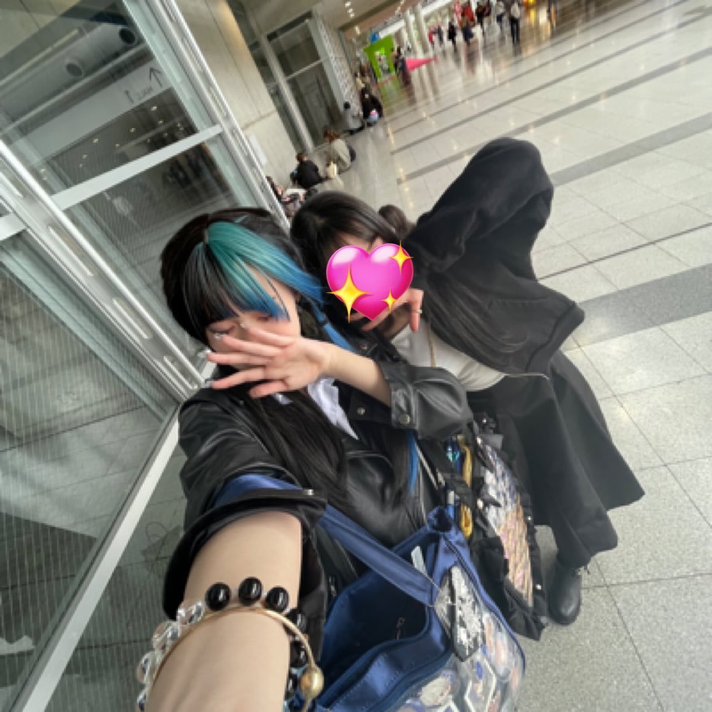20↓学生。無言フォロー失礼します🙏ヒプマイ中心の雑多垢です👌お別れはブロ解で。たまに絵を上げていきます❗気軽に絡んでください🙇🏻♀️🙇🏻♀️ インスタ:https://t.co/iT4T3noFwe