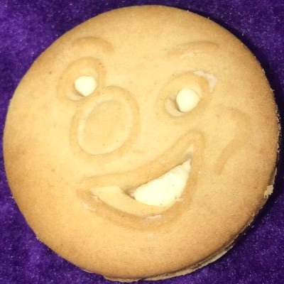 Ailurophile 🐈⬛… Volleyball 🏐…Research Scholar, Economics @ https://t.co/a7KDMhlxwA
