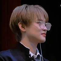 반숙 (@ssunny_side_up) 's Twitter Profile