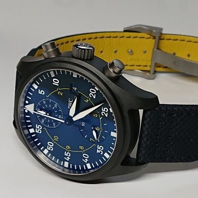 TinaYoung159771's profile picture. タルタルと申します。時計とアニメ好きな窓際平社員です。無言フォロー等、何卒ご容赦願います。 色々な方の時計購入に至るまでのストーリーを聞けると嬉しいです。腕周り18cm 今期は 葬送のフリーレン、魔法少女にあこがれて、ダンジョン飯、勇気爆発バーンブレイバーンを視聴中。