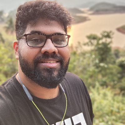 Psalms 23:6 | Digital Marketing Strategist | Head of Digital @YourStoryCo & @theCaptableCo | Startup enthusiast | Bearded for life 🧔