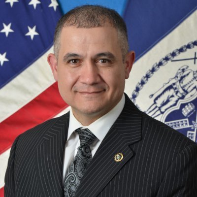 Deputy Chief Carlos Ortiz, Commanding Officer. NYPD Special Victims Unit. Account not monitored 24/7 - use 911 and 311. User policy: https://t.co/Nug2EcDspt
