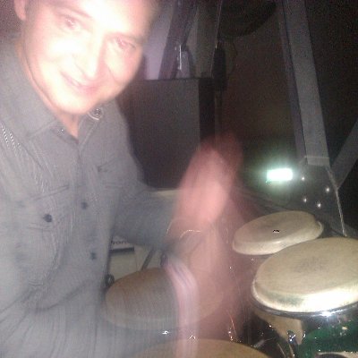 UK Breakbeat Techno https://t.co/Wb8W5uTWsw and Live : https://t.co/aBRCuAag85