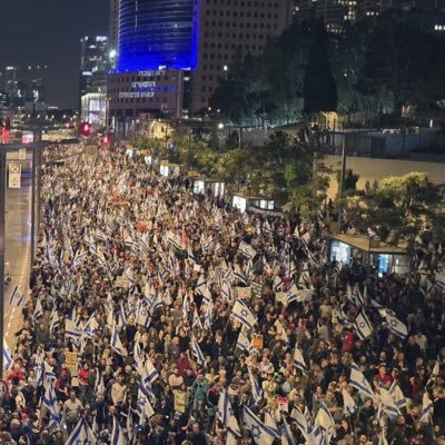 מעשים מדברים בקול רם יותר ממילים.