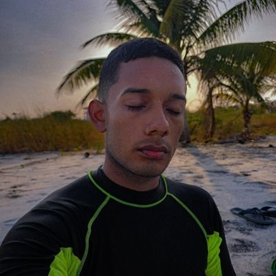 j_adriiian's profile picture. 🇵🇦|🏳️‍🌈
hater
funable version
IG. adriiian24
