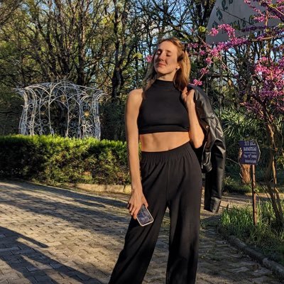 simple_aleks's profile picture. Unity-developer и по совместительству владелица прелестнейшей (пушистой истерички) собаки-шибы Ялы🐕