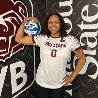 6’0- SAJuniors 🏐 - 2024 - Harlan HS - Varsity 🏐 IG:@aniyaelaine -MO State Commit 🐻 @MOstateVB