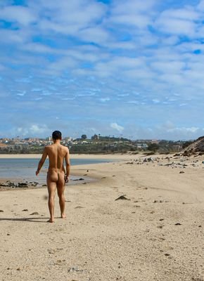 Naturist/Nudist profile, in order to explore the naked nature of the body in communion with nature. 🇧🇷 /🇵🇹