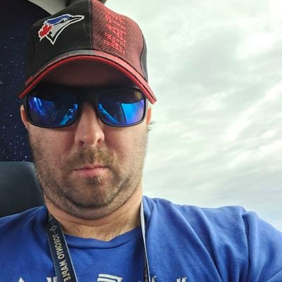 42 Male https://t.co/KPW620Osfp #Leafs, #BlueJays, #Raptors, #Redskins, Hockey fan Trader RTer, Fantasy Sports, IG DArm91_ @DArm91back