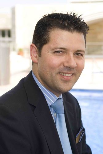 ErnestoParamo's profile picture. Amante d la Libertad, el Respeto y el Equilibrio. Europeista, Honesto y Ateo. Pontevedrés residente en Qatar. Indignado, Positivo, Pragmático y Progresista.