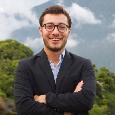 Arquitecto. Sustentabilidad. Consejero Universitario de la USM 19-22 @conseusm. Presidente del @cefiausm 18-19. Activista de @voluntadpopular