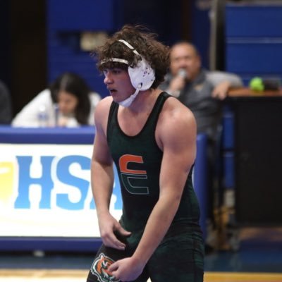 Plainfield East HS CO’26 6’3 210LB Varsity Tight End Wrestling 215 class phone number: 779-234-8926 email: colin.dominiak@gmail.com