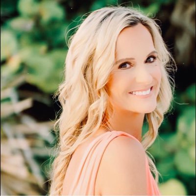 lacy_fenn's profile picture. Dog lover, athlete, feminist, ally, liberal, daughter and sister