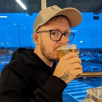 Scott_C_Codes's profile picture. Front end Dev and maker of online things