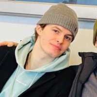 holly (@korchinsk14) 's Twitter Profile Photo