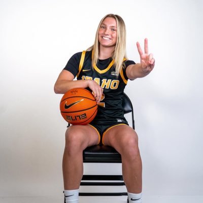 HassmannHope's profile picture. WA/ @VandalsWBB