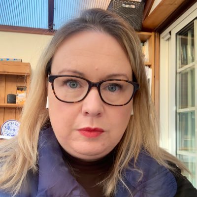 Freelancer, wife, mother of 2 amazing kids and a Labrador. All views my own