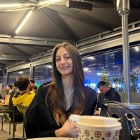 nida (@nidayalwin) 's Twitter Profile