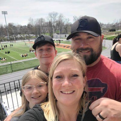 Head Football Coach at Heidelberg University. Married to my beautiful wife Kelly and have two awesome kids Connor Lee and Emma Mae. Ask me about Green Dot!